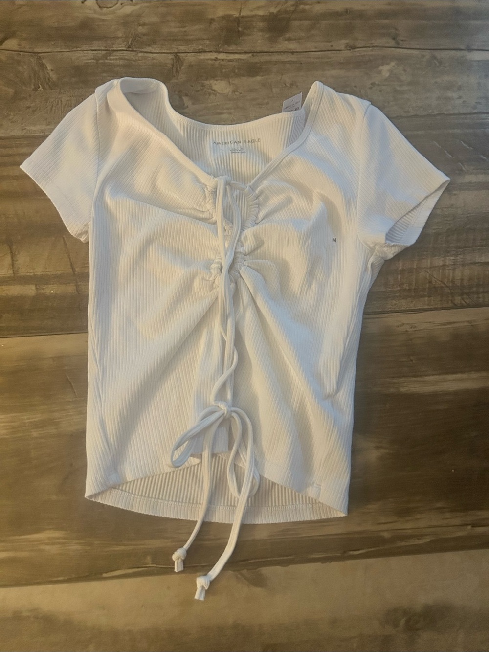 Women’s NWT American Eagle Ribbed Keyhole Tie Front Crop Tee White Medium